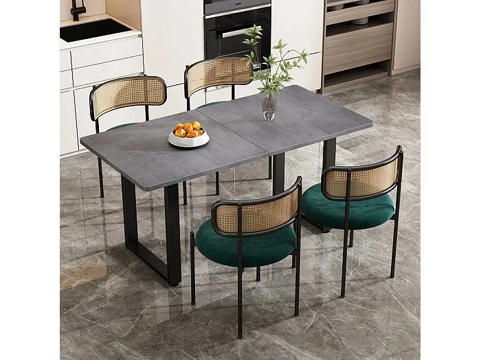 4 sillas en terciopelo y ratán – Patas de metal – Carga máxima 150 kg – 45×40×75 cm – Verde