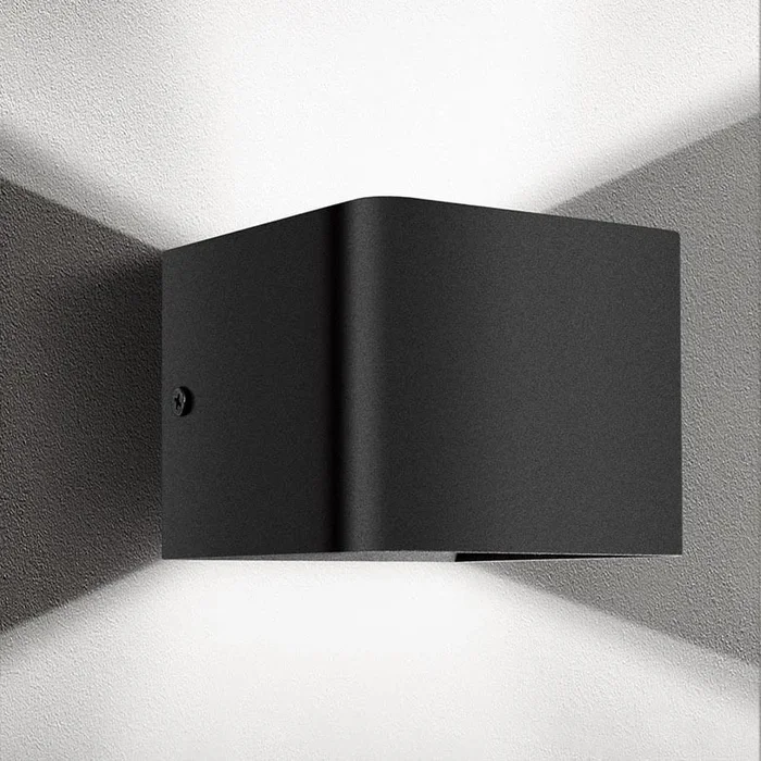 Aigostar – Aplique LED LED/5,5W/230V 10×10 cm negro