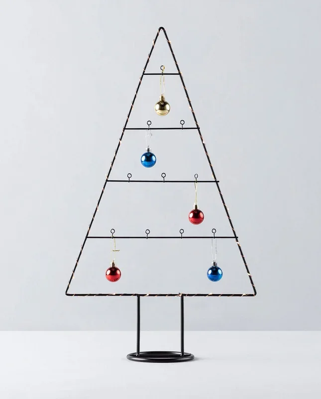 Árbol de Navidad con Luces LED de Metal Neem Negro – The Masie