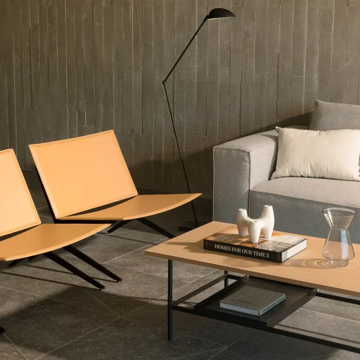 Butaca piel camel Cooper Marrón – Kenay Home