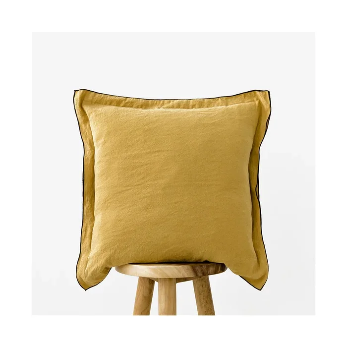Cojín mostaza Plain Mostaza – Kenay Home