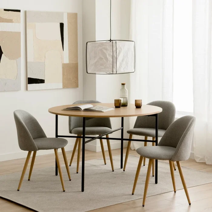 Conjunto mesa de comedor redonda natural-negro 120 Ceira + 4 sillas tapizadas gris Brila Conjunto – Kenay Home