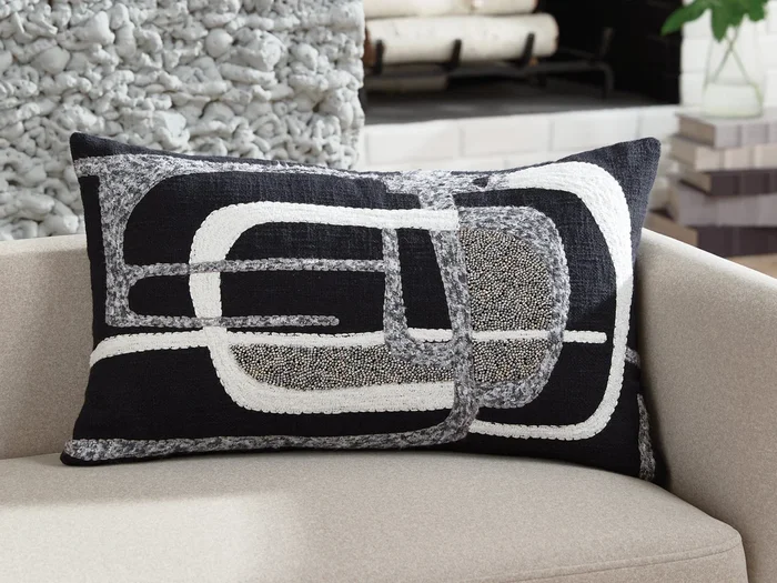 Gavrileigh Black/Gray/Ivory Pillow (Set of 4)