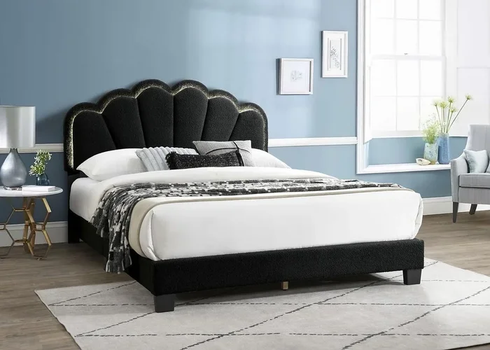 Gul Black Queen Platform Bed