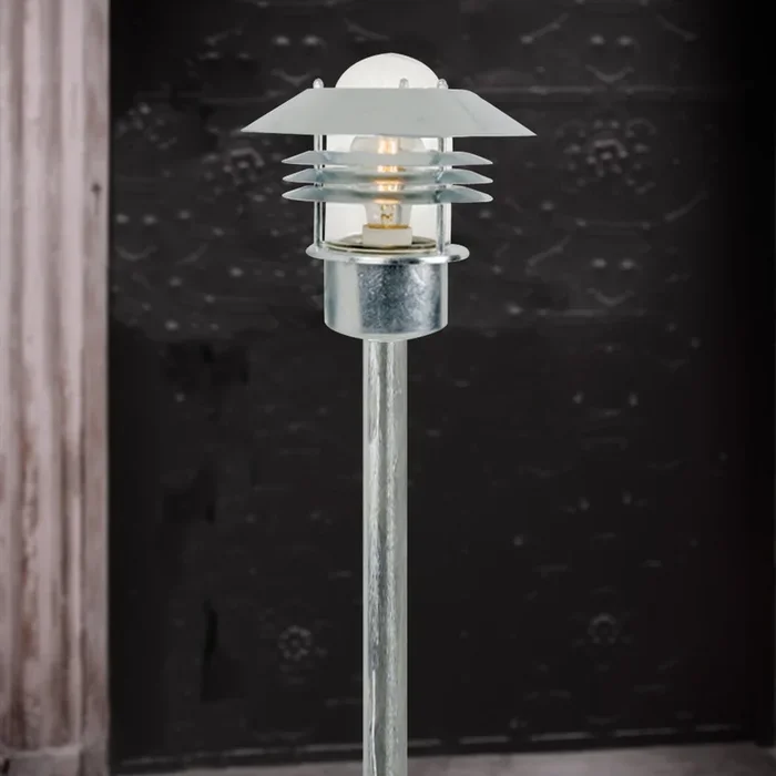 Iluminación de senderos Vejers, acero galvanizado