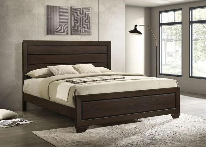 Kauffman Dark Cocoa Eastern King Panel Bed