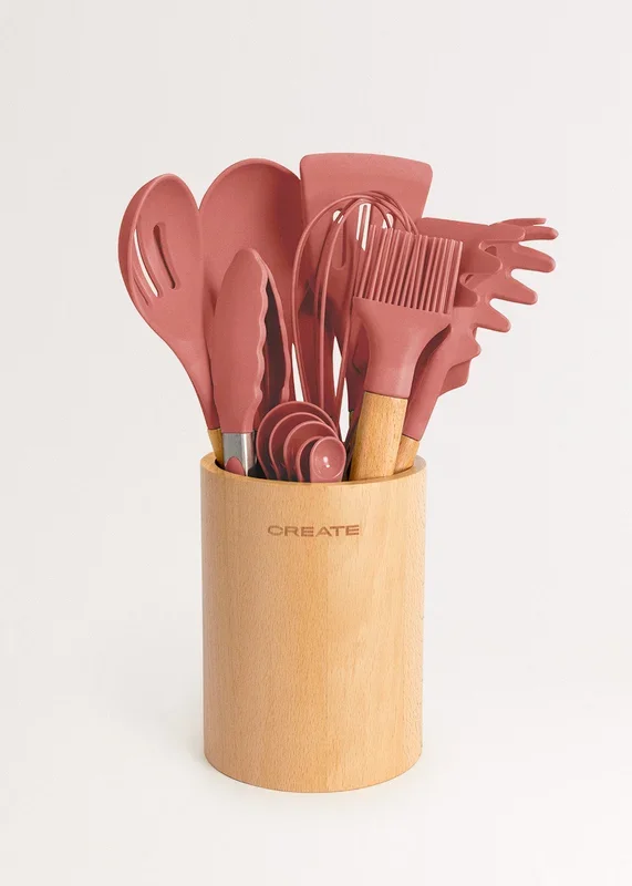 KITCHENWARE STUDIO – Utensilios de cocina de silicona y madera