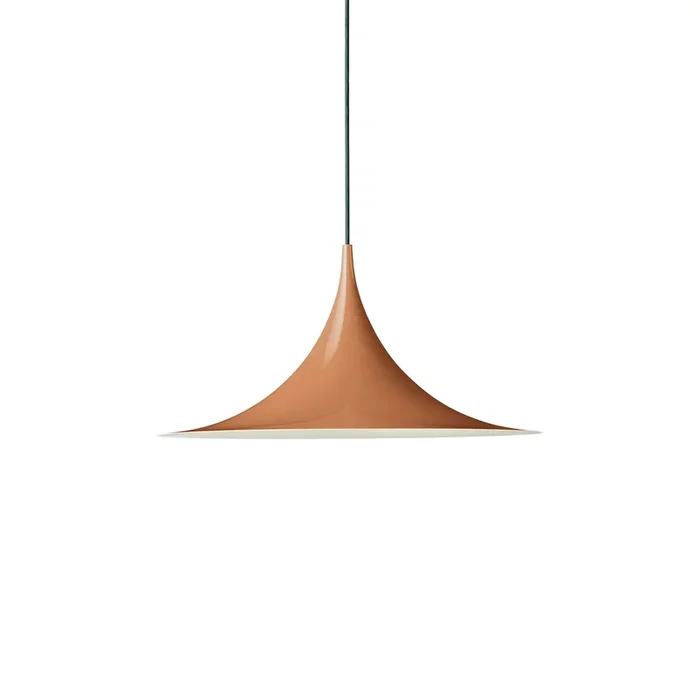 Lámpara colgante Semi de Gubi, Ø 47 cm, óxido de calabaza marrón brillante