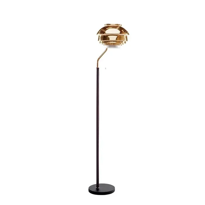 Lámpara de pie A808 – Artek