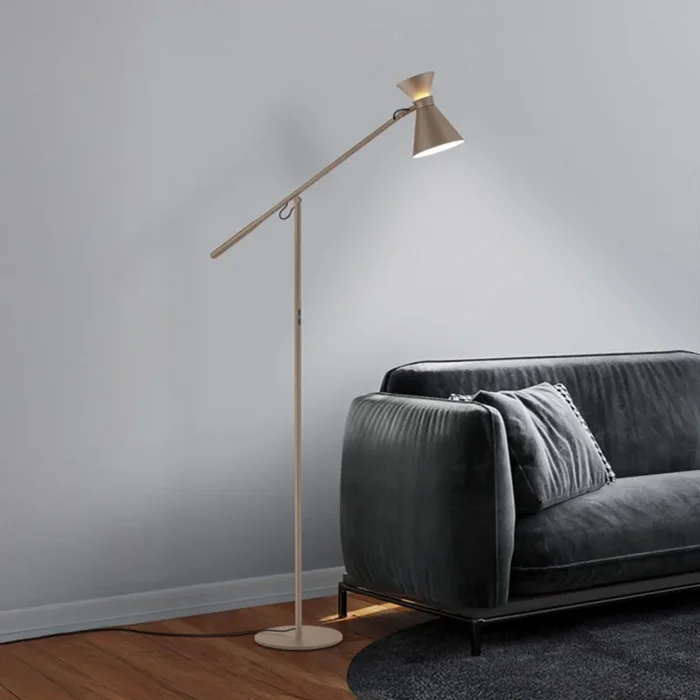 Lámpara de pie LED Helestra LUK, marrón, atenuable, altura ajustable