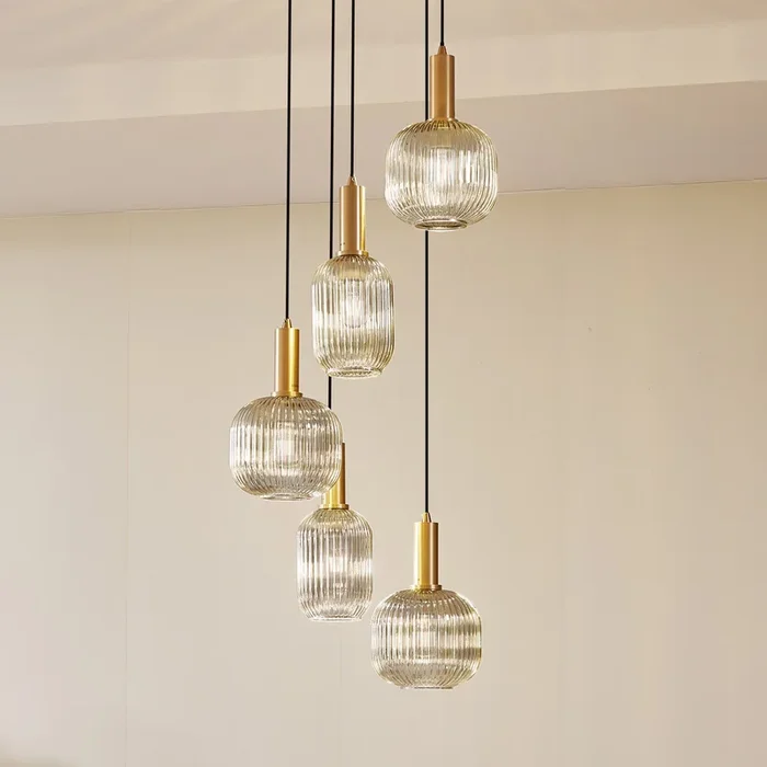 Lindby Lámpara colgante Doroteo, 5 luces, gris, cristal