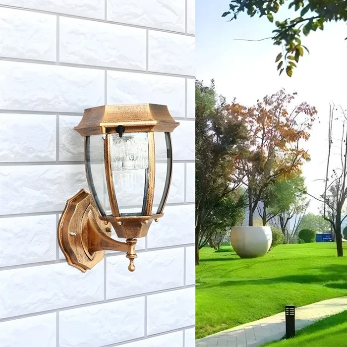 Luminaria de Pared LED Tradicional 1 Cabeza Linterna de Pared Metálica para Patio – Bronce 19,05 cm Solar