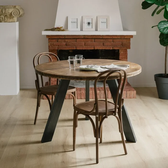 Mesa redonda de comedor Renne Desierto 80 x 77 – Hannun