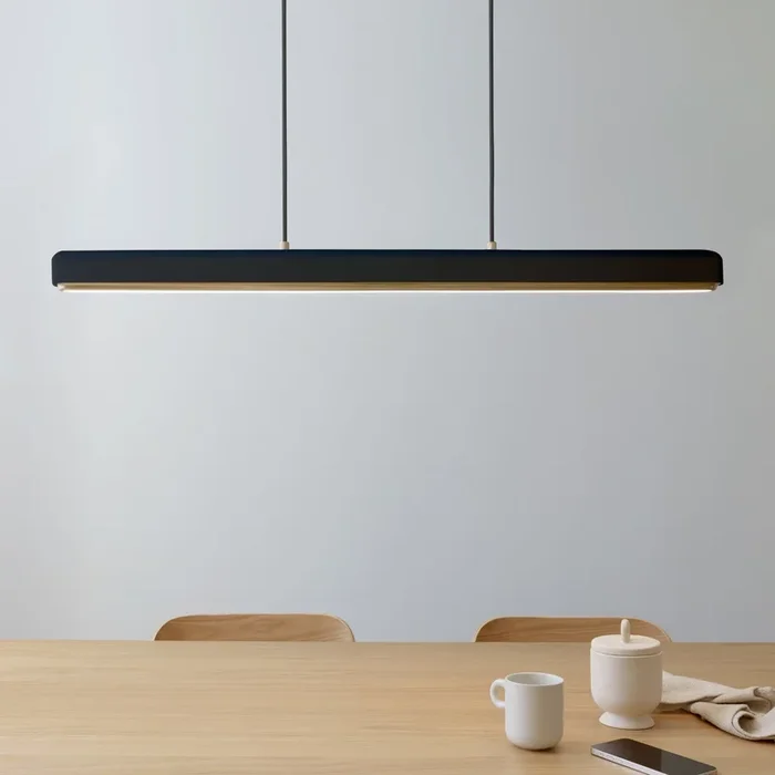 UMAGE Lámpara colgante LED Hazel Branch, negro/latón, 100 cm
